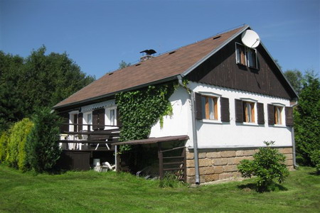 Chata k pronajmut� v Polevsku v Lu�ick�ch hor�ch - pohled zvenku